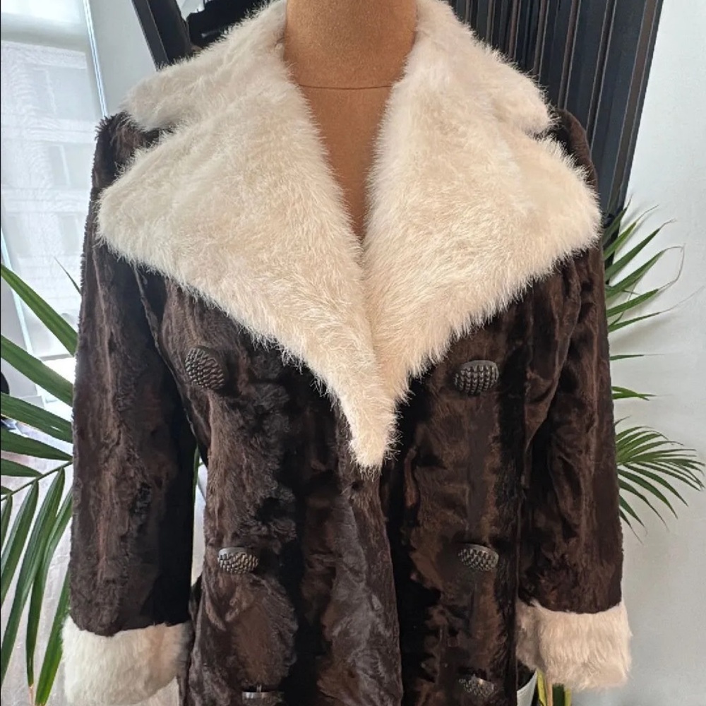 Vintage Luxurious Faux Fur Trimmed Brown Coat - Penny Lane style